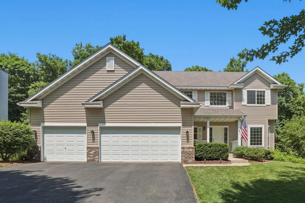 9142 Woodland Drive, Saint Bonifacius
