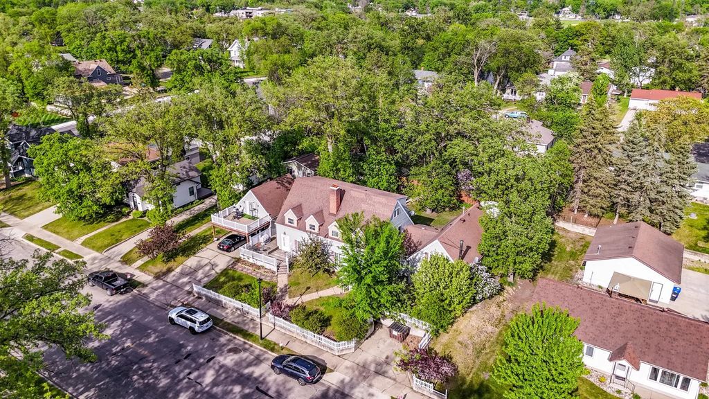 1311 Summit Avenue, Detroit Lakes