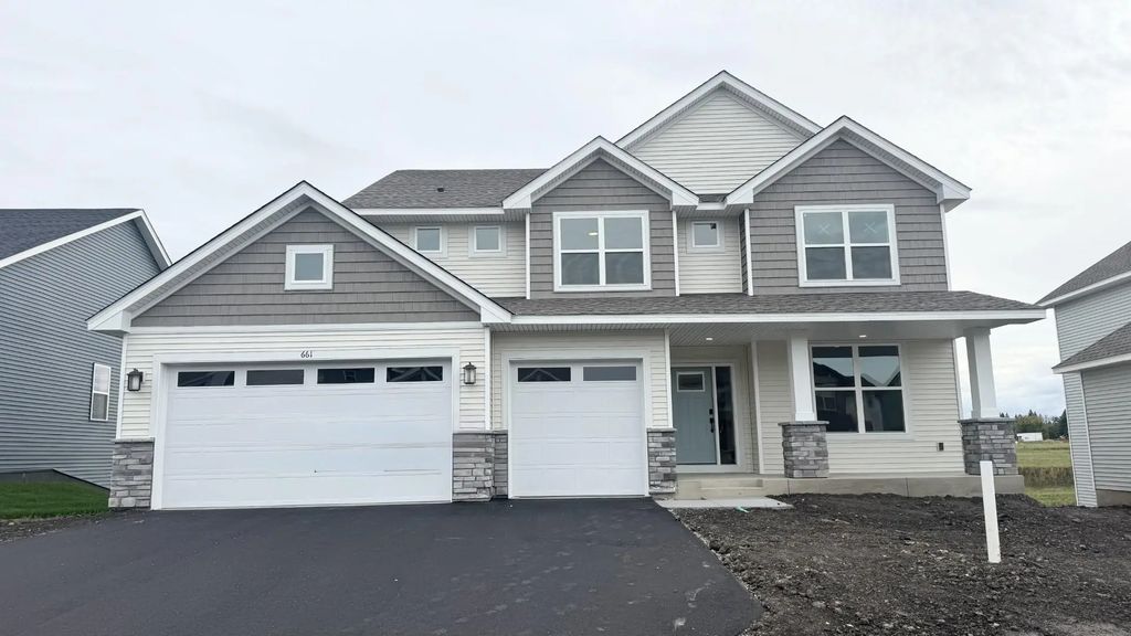 661 Sierra Parkway, Waconia
