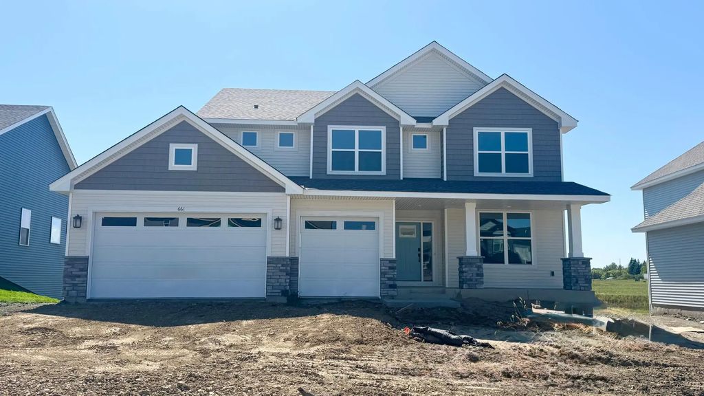 661 Sierra Parkway, Waconia