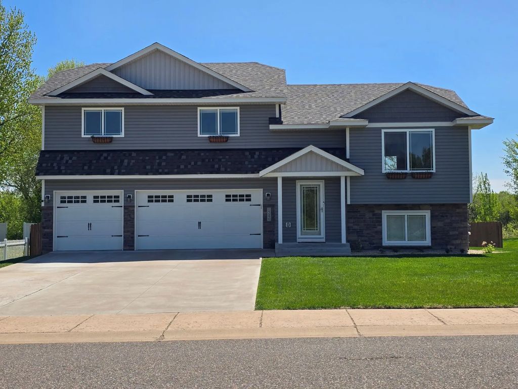 1240 W 6th Street, Rush City