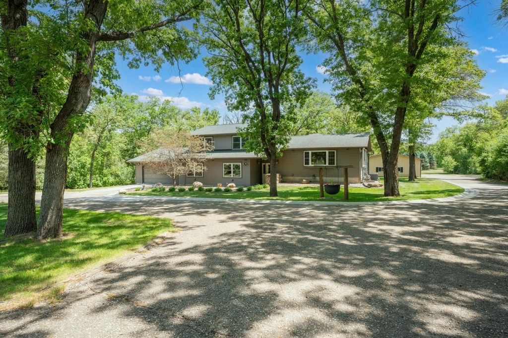 2000 Schmidt Court Se, Rochester
