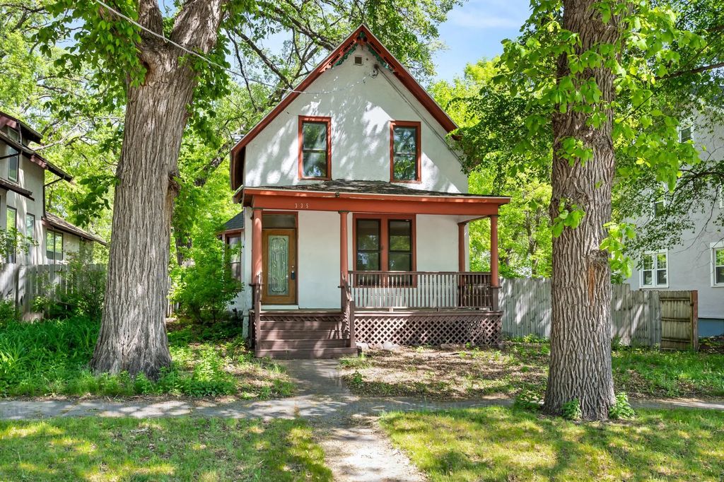 335 9th Avenue S, Fargo