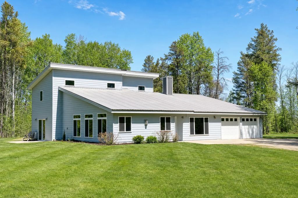 26450 State 34, Nevis