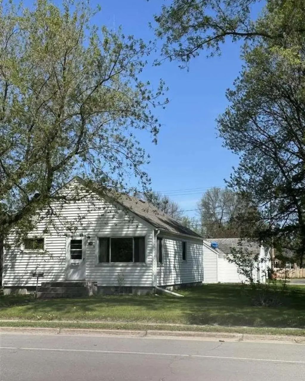 1104 11th Street, International Falls