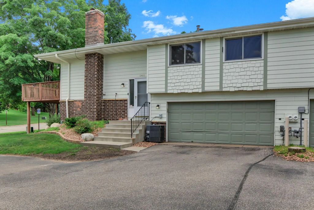 10400 Decatur Avenue S, Bloomington