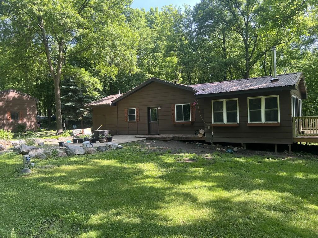 57625 226th Street, Litchfield