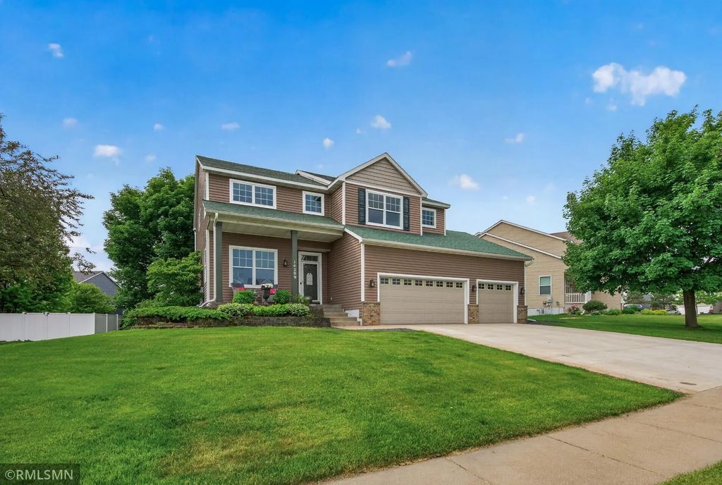 14209 Bayberry Trail, Rosemount