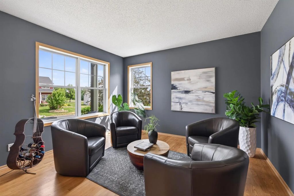 14209 Bayberry Trail, Rosemount