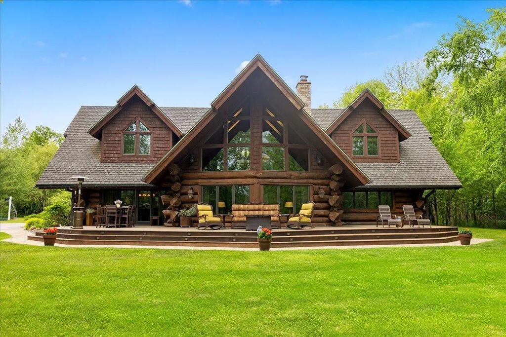 88159 Sturgeon Island Road, Sturgeon Lake