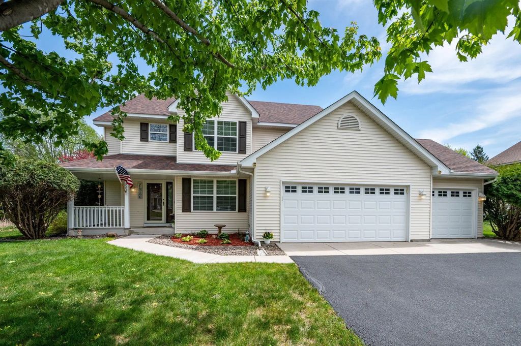 2006 Forest Ridge Lane, Buffalo