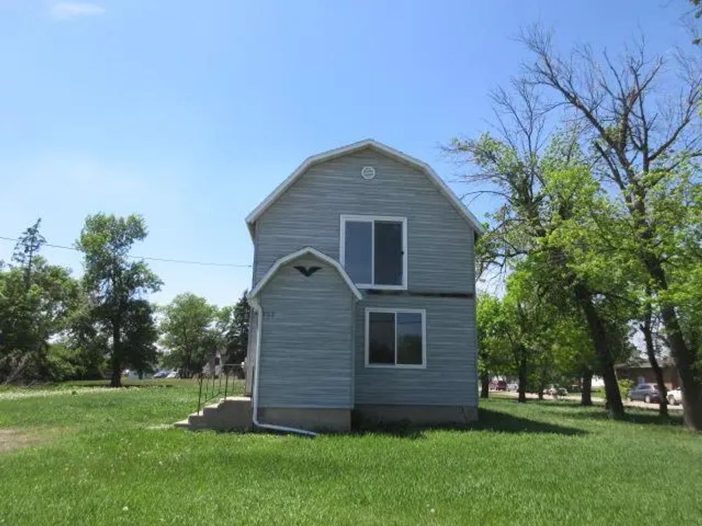 203 4th Street Sw, Hillsboro