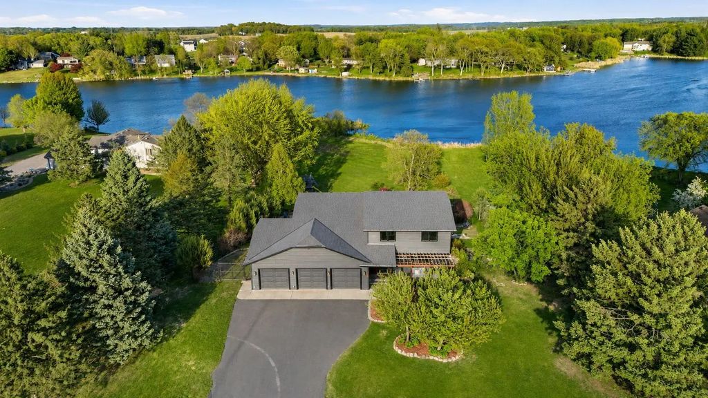 1294 Jamison Avenue Ne, Saint Michael