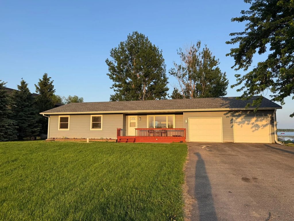 21054 Eagle Drive, Osakis