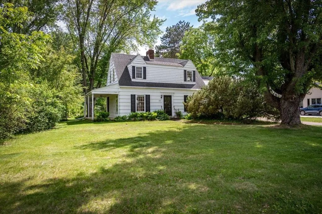 320 Elm Avenue W, Menomonie