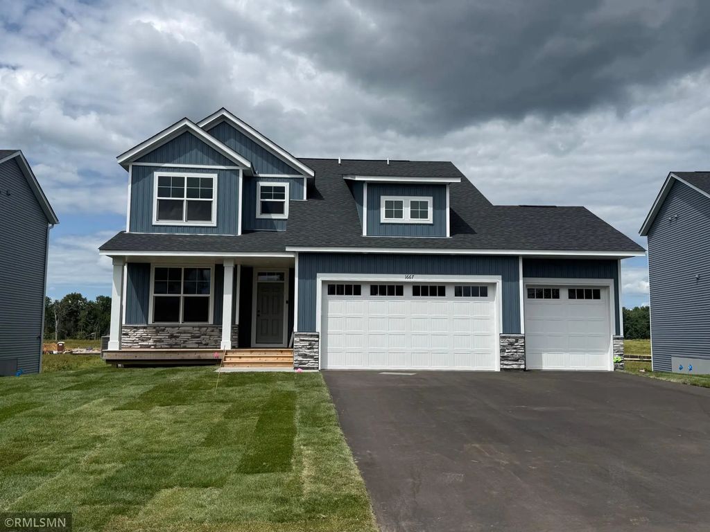 1667 Meadows Drive, East Bethel