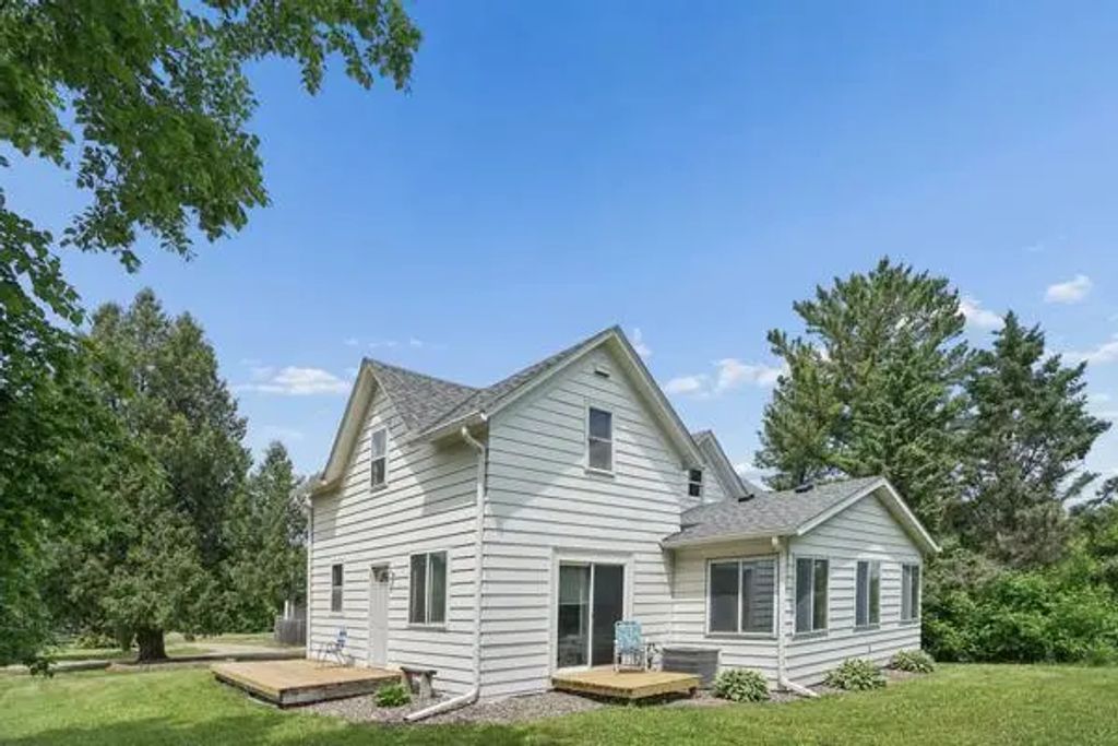 12120 County Road 24, Watertown