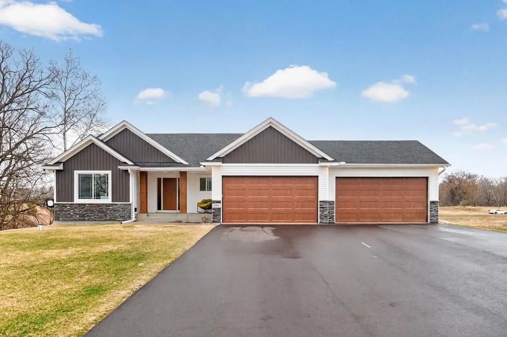 18753 Orchid Street Nw, Oak Grove