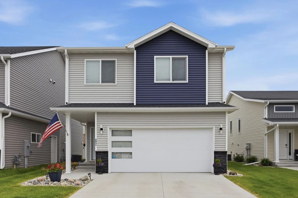 6031 8th Street W, West Fargo
