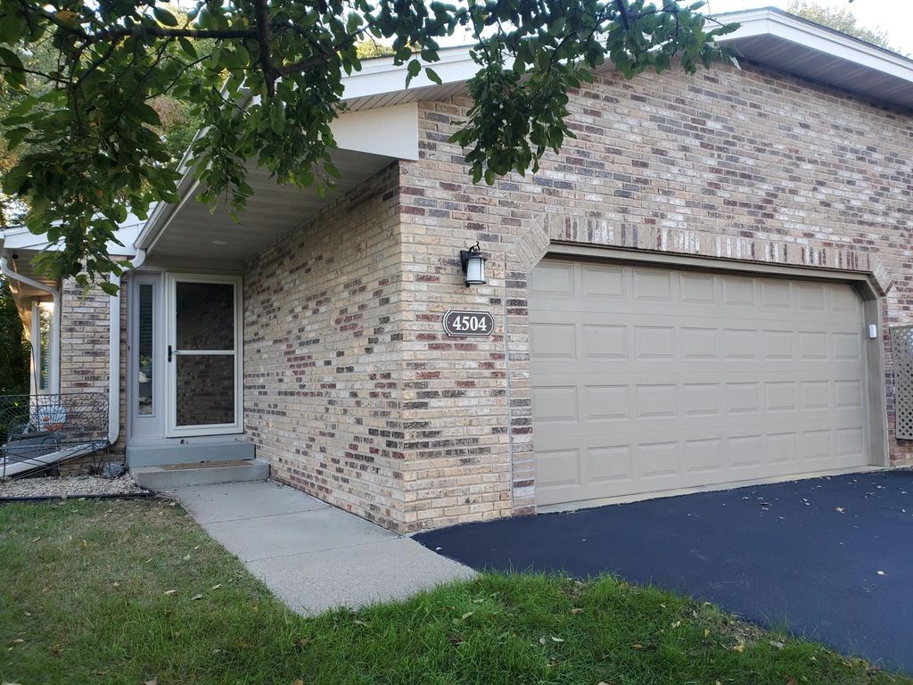 4504 Laramie Trail, Minnetonka