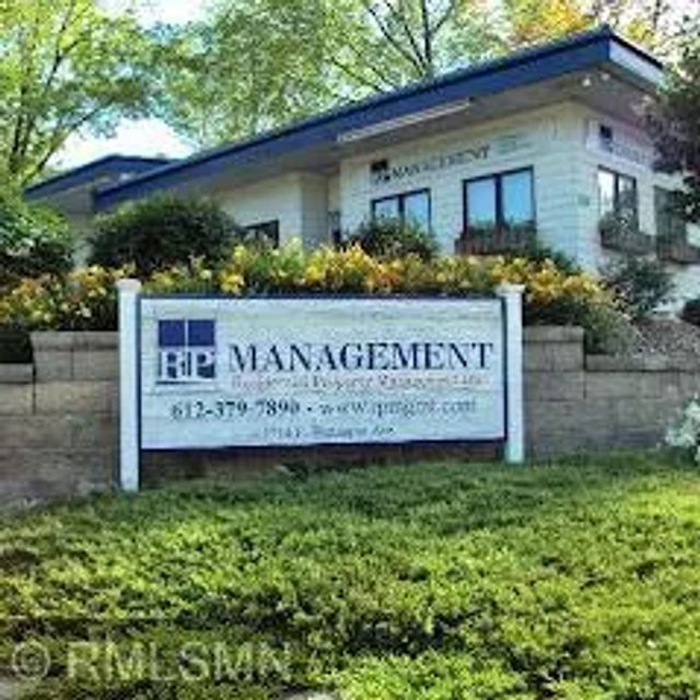 1714 E Hennepin Avenue, Minneapolis