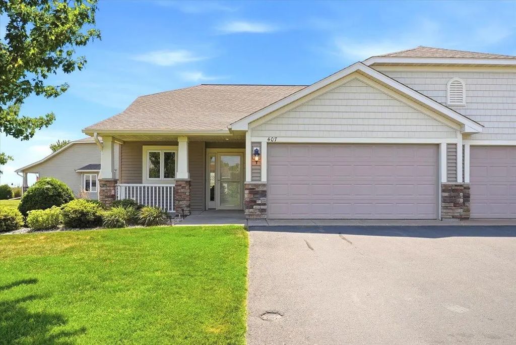 407 Cassandra Drive 33, New Richmond