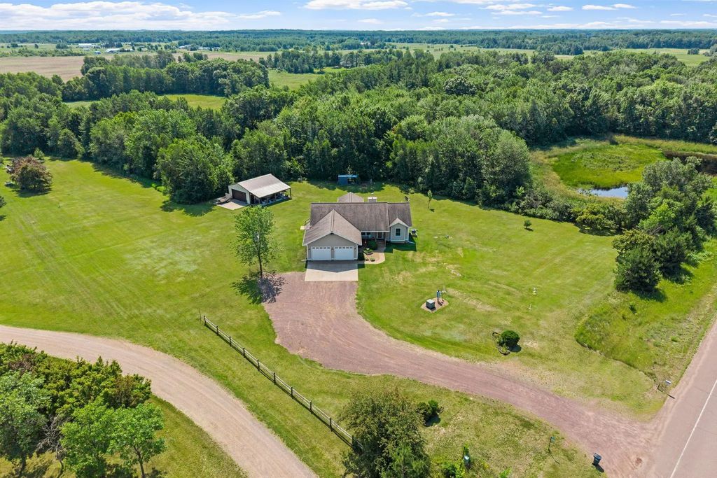 35084 Hinckley Road, Hinckley