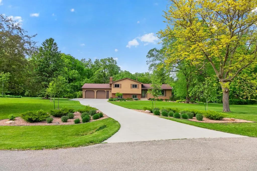 5633 Saint Mary Drive Nw, Rochester