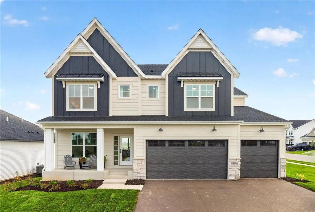 19440 Everglade Path, Farmington
