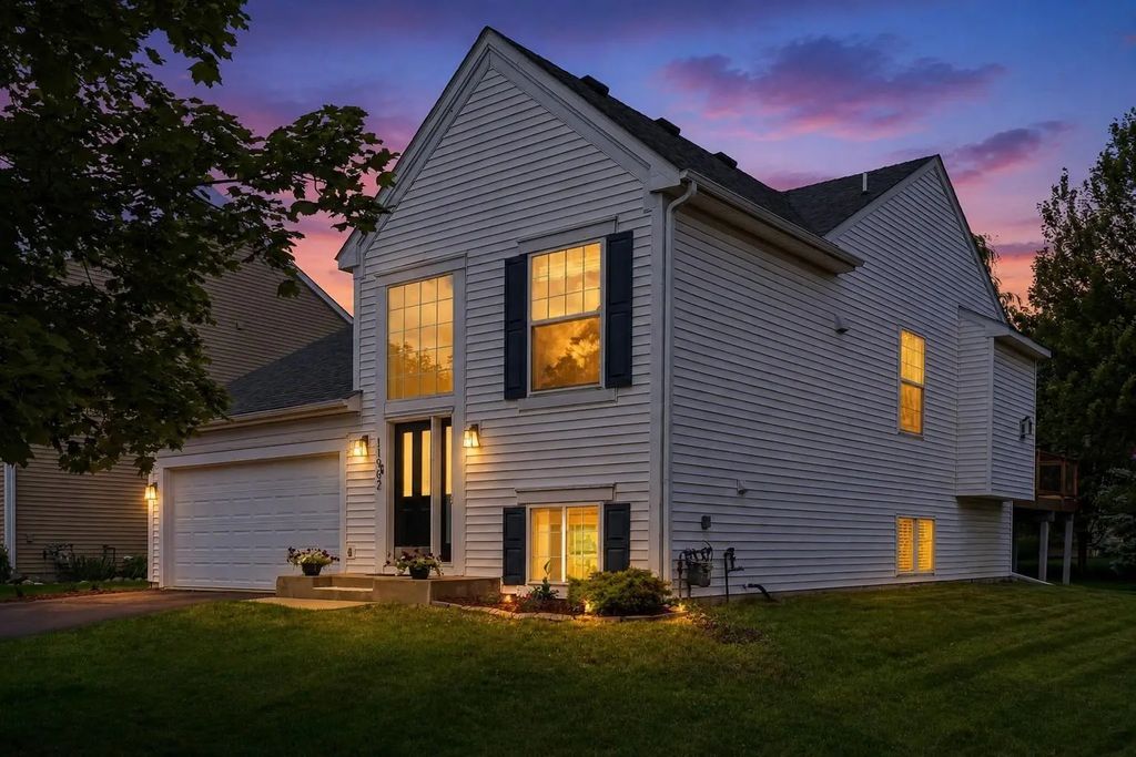 11962 85th Place N, Maple Grove