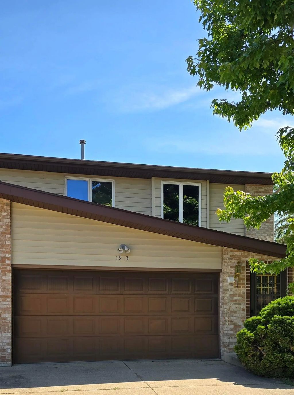 1933 Wilby Road, Albert Lea