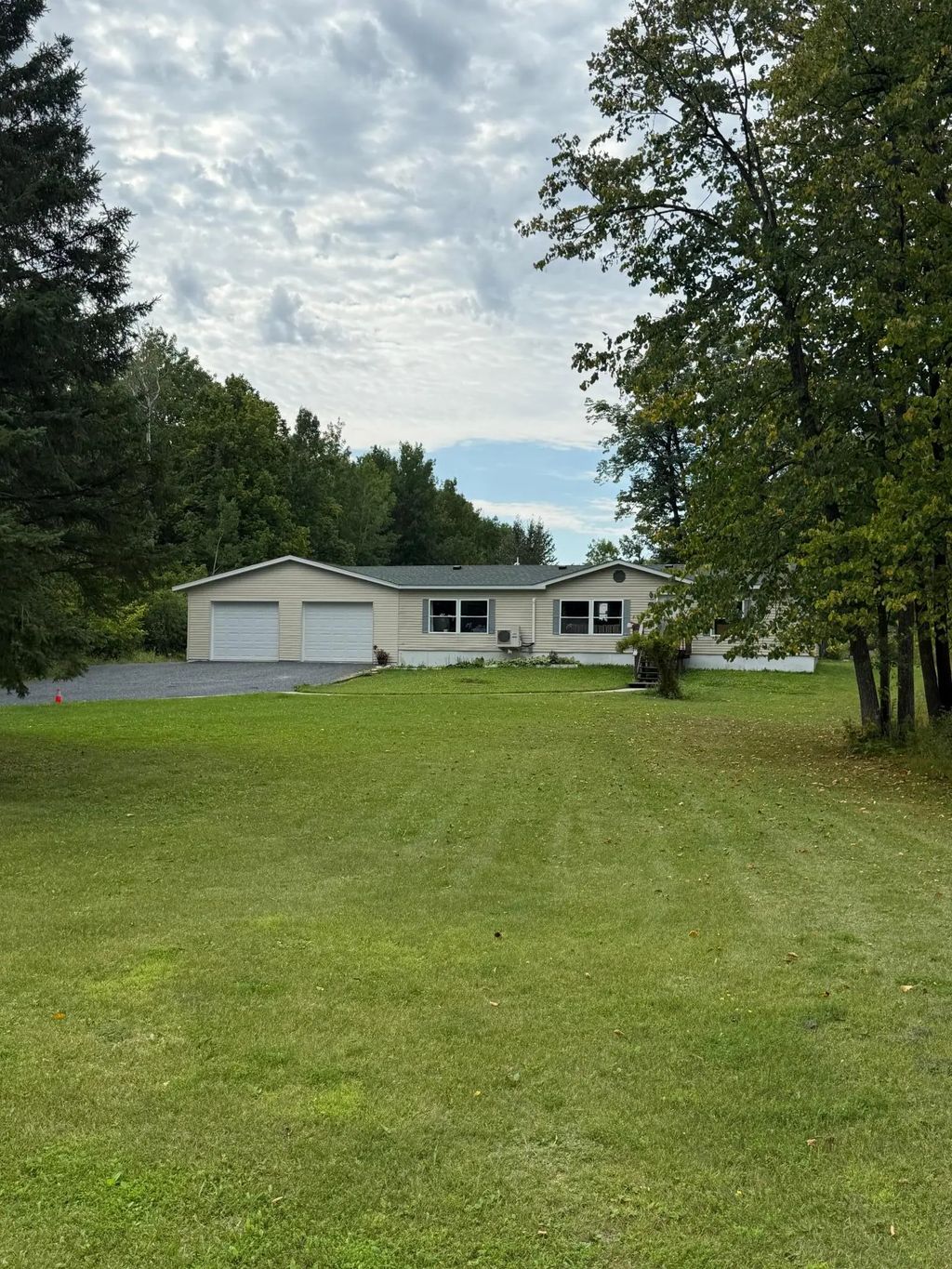 608 4th Street Nw, Kelliher