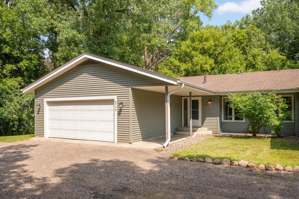 6775 W 192nd Avenue, Eden Prairie