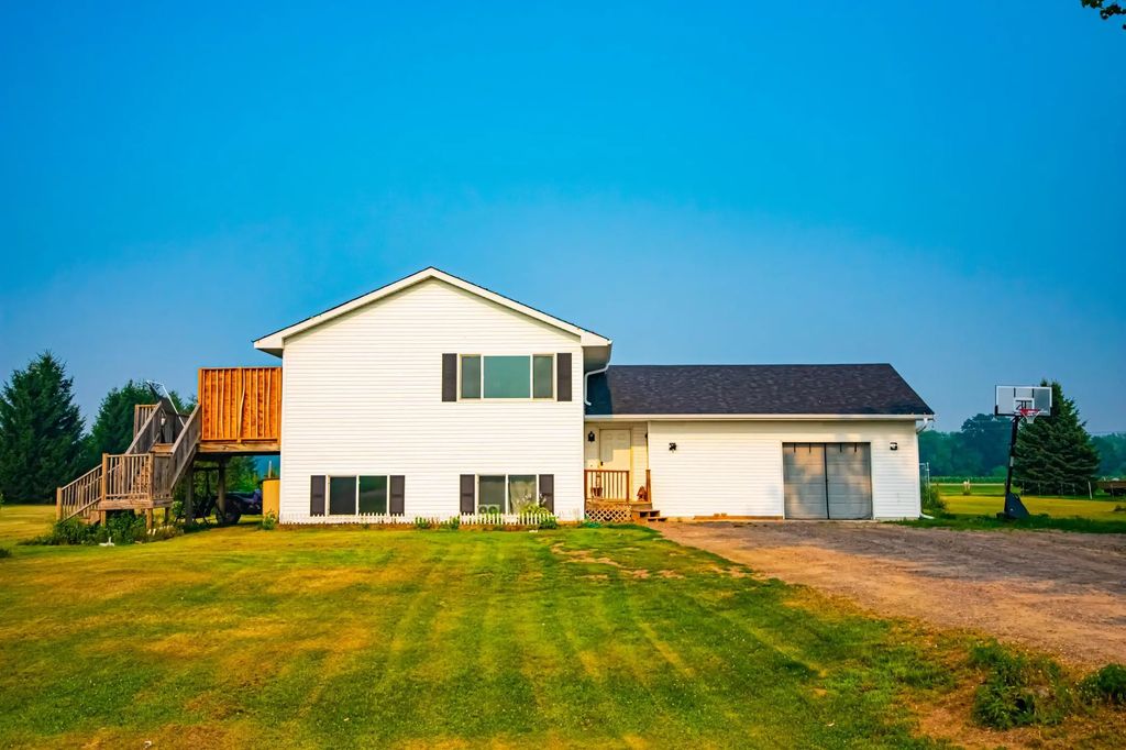 1616 Evergreen Drive, Ogilvie