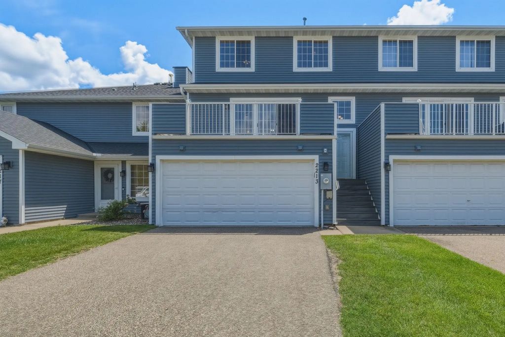 2213 E 117th Street, Burnsville
