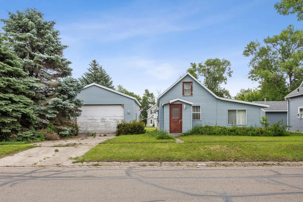 118 2nd Street Sw, Hillsboro