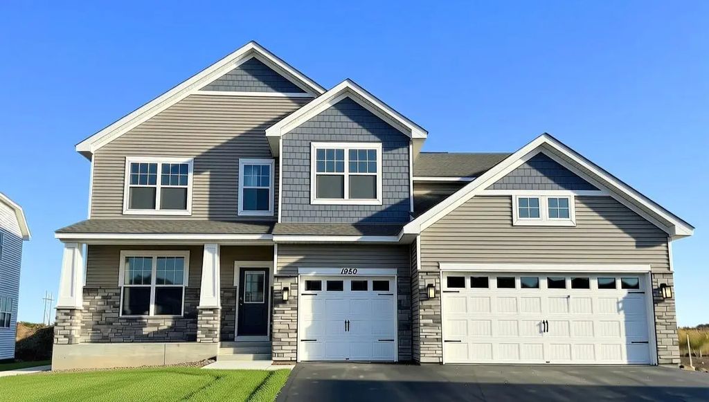 1950 Shady View Court, Shakopee