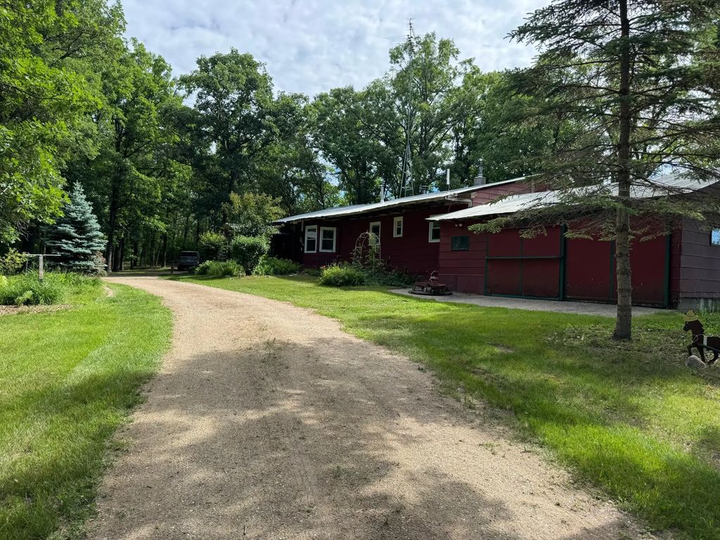 25091 County Highway 48, Osage