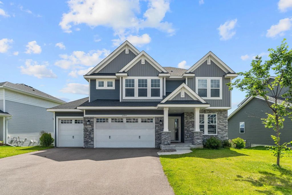 22955 Wood Lane, Rogers