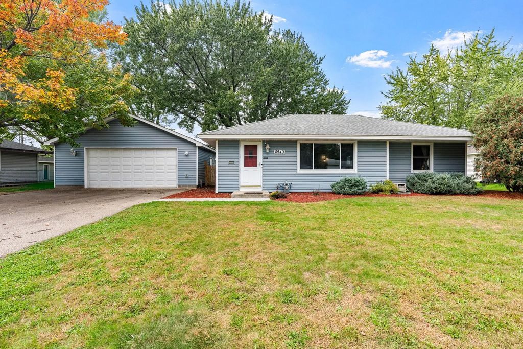 8940 Columbus Avenue S, Bloomington