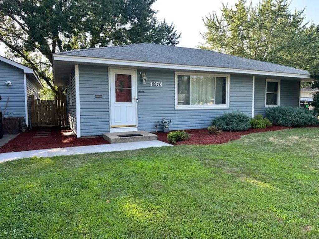 8940 Columbus Avenue S, Bloomington