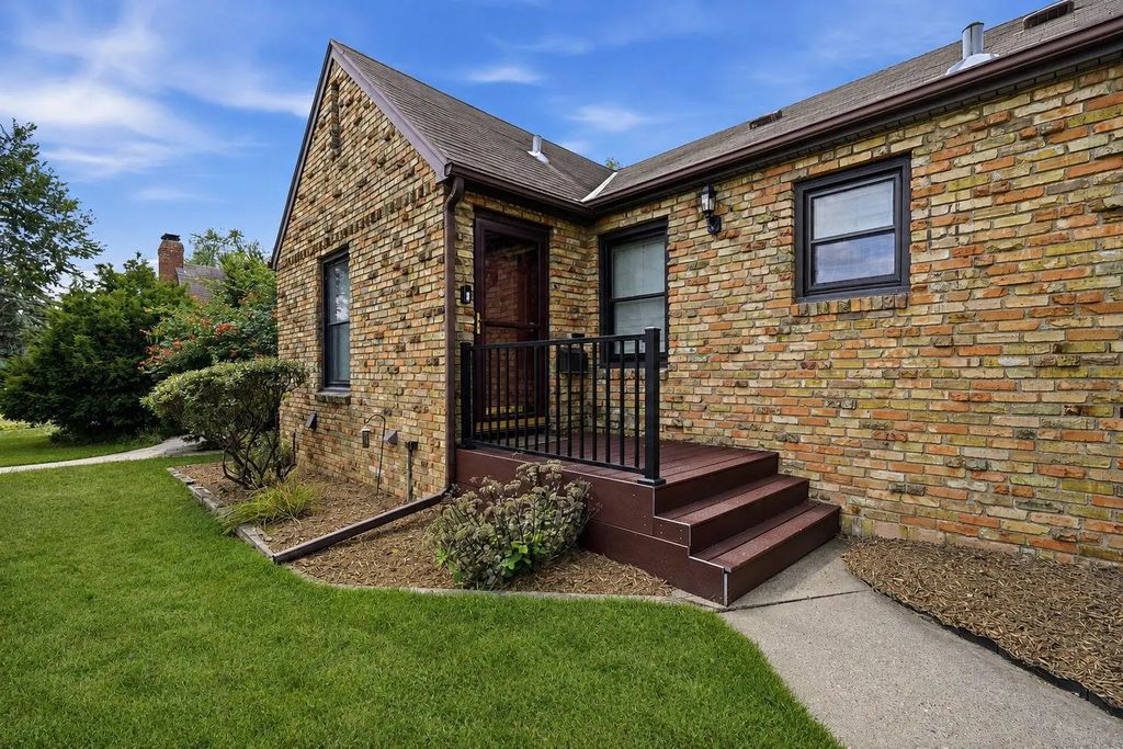 4424 16th Avenue S, Minneapolis