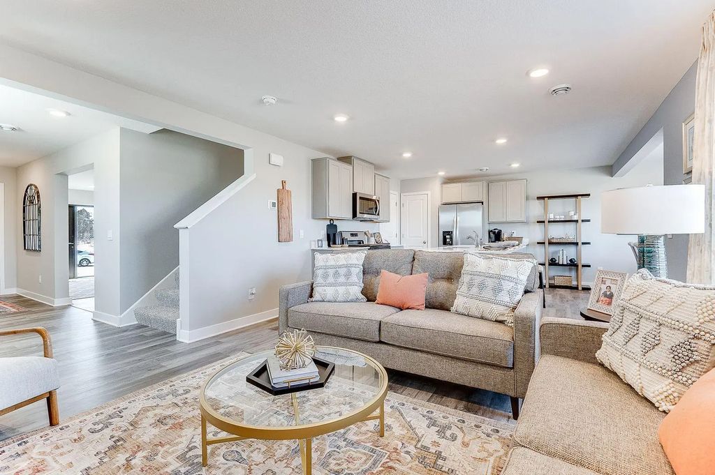 19454 136th Avenue N, Rogers