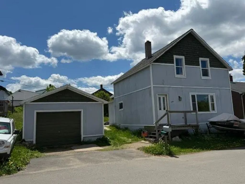 230 W Camp Street, Ely