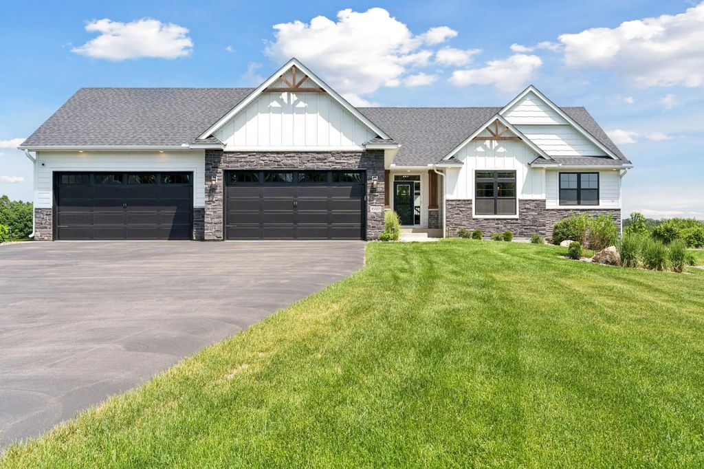 16885 Inca Street Nw, Andover