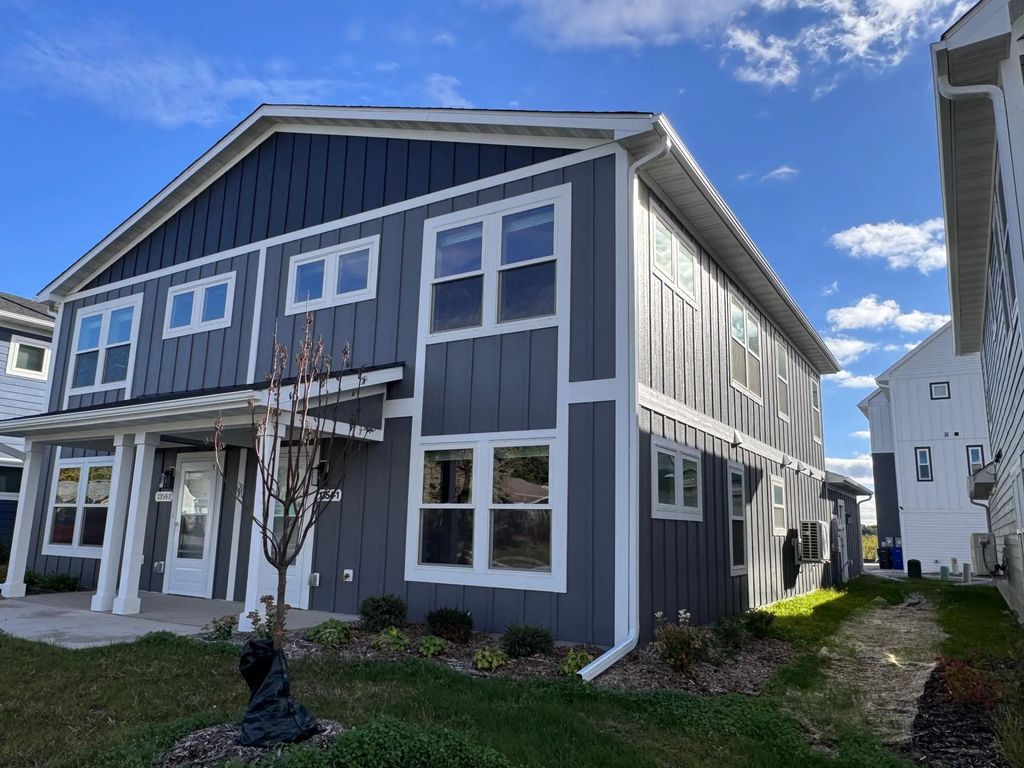 1354 Winthrop Street N 1, Saint Paul