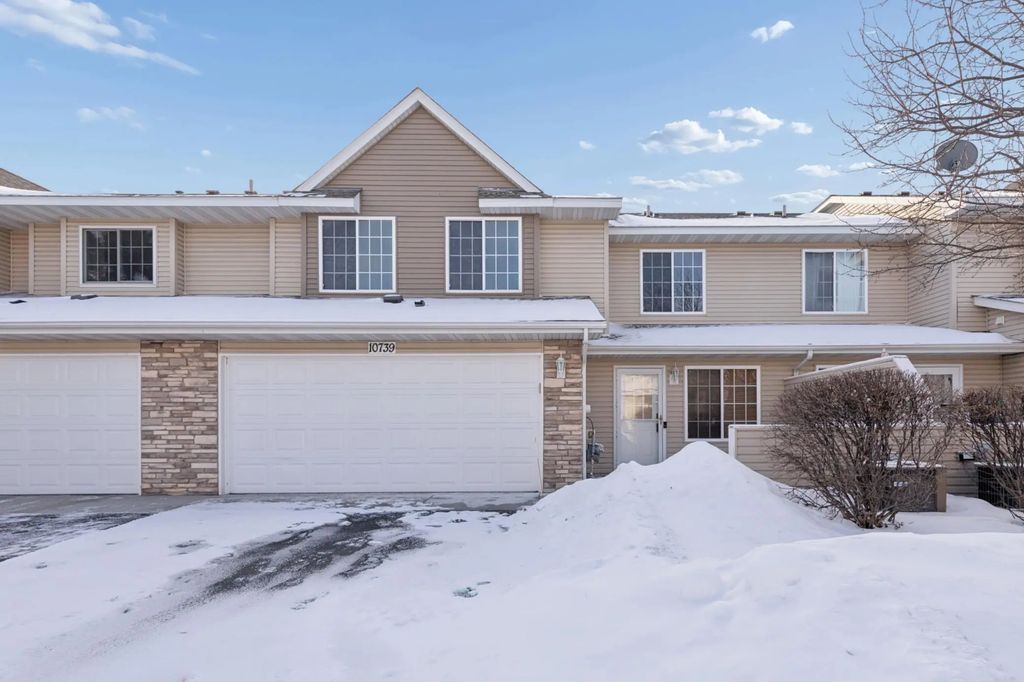 10739 Unity Lane N, Brooklyn Park