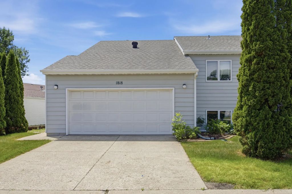 1818 34th Street S, Fargo