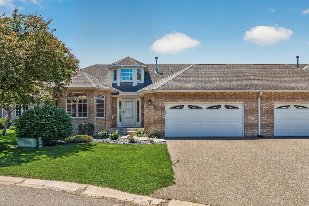 4134 Thornhill Lane, Vadnais Heights