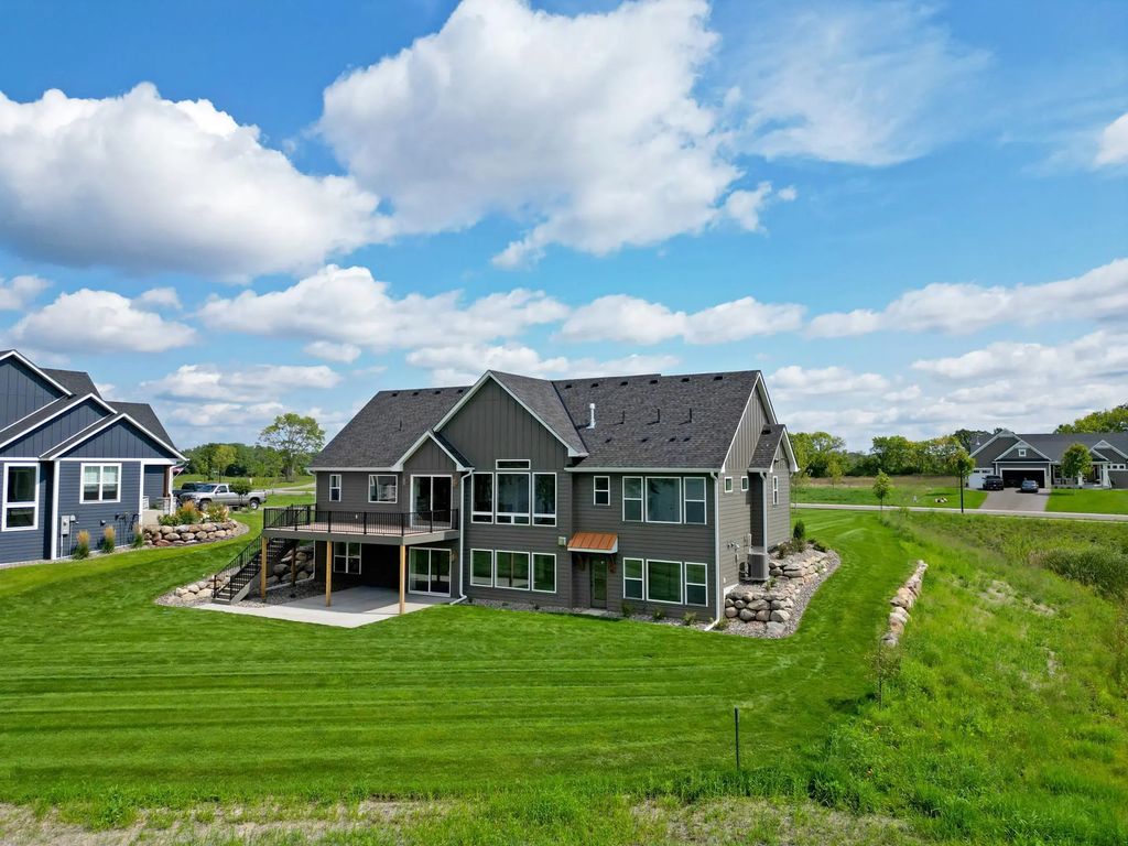 7620 Lake John Drive, Annandale
